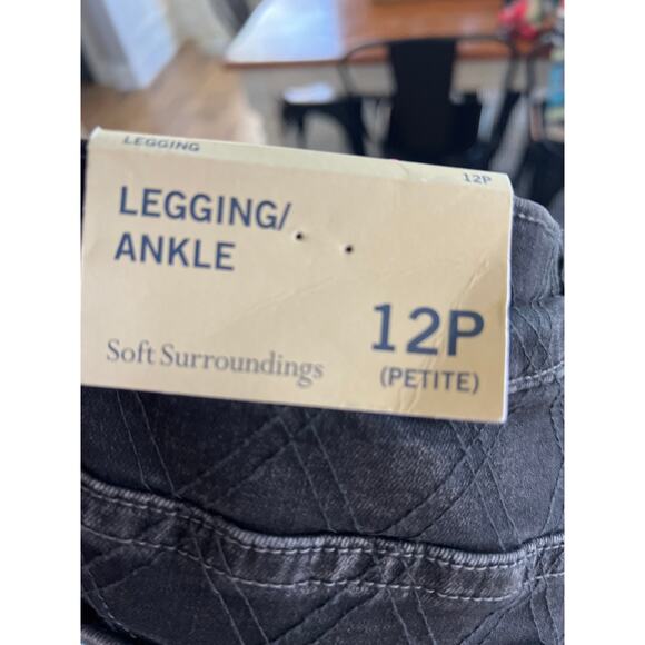 NWT Soft Surroundings size 12P 12 petite black ankle jeans - Picture 4 of 5